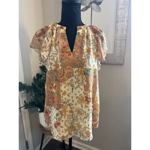 NWT Maison d' Amelie Floral V-Neck Flutter Sleeve Blouse Sz. XS - Picture 3 of 13